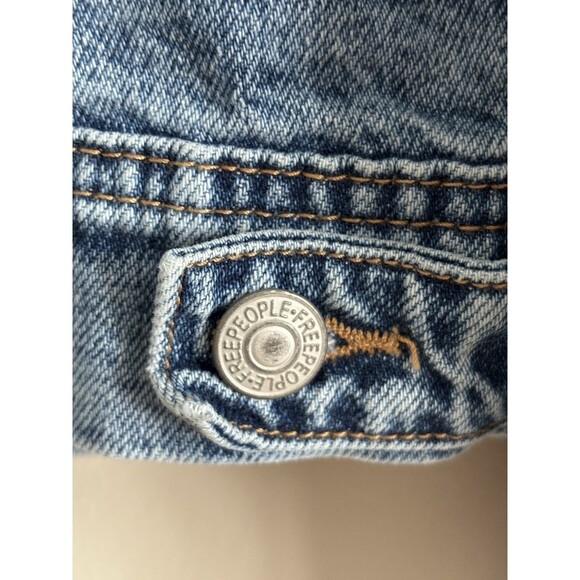 Free‎ People We the Free Rumors Denim Jacket Trucker Blue XS - Picture 6 of 7